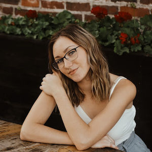 Meet your Posher, Hailey